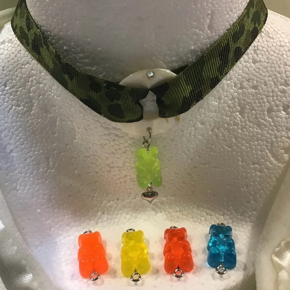 Gummy Bear Choker